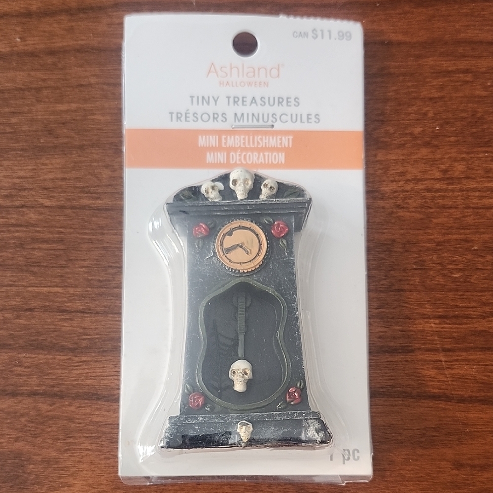 Ashland Halloween Mini Clock Decoration - Black and Gold